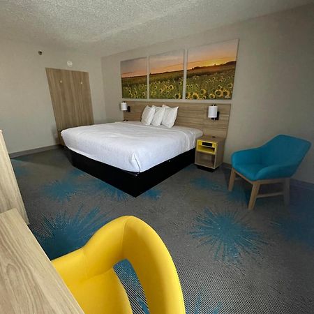 Days Inn By Wyndham Mandan Bismarck Area Eksteriør billede